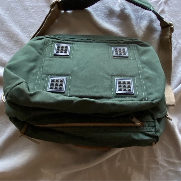 Woods & Hyde satchel - Picture 5 of 7